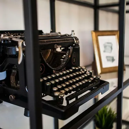 Apartman Loft Industrial Ec1 *